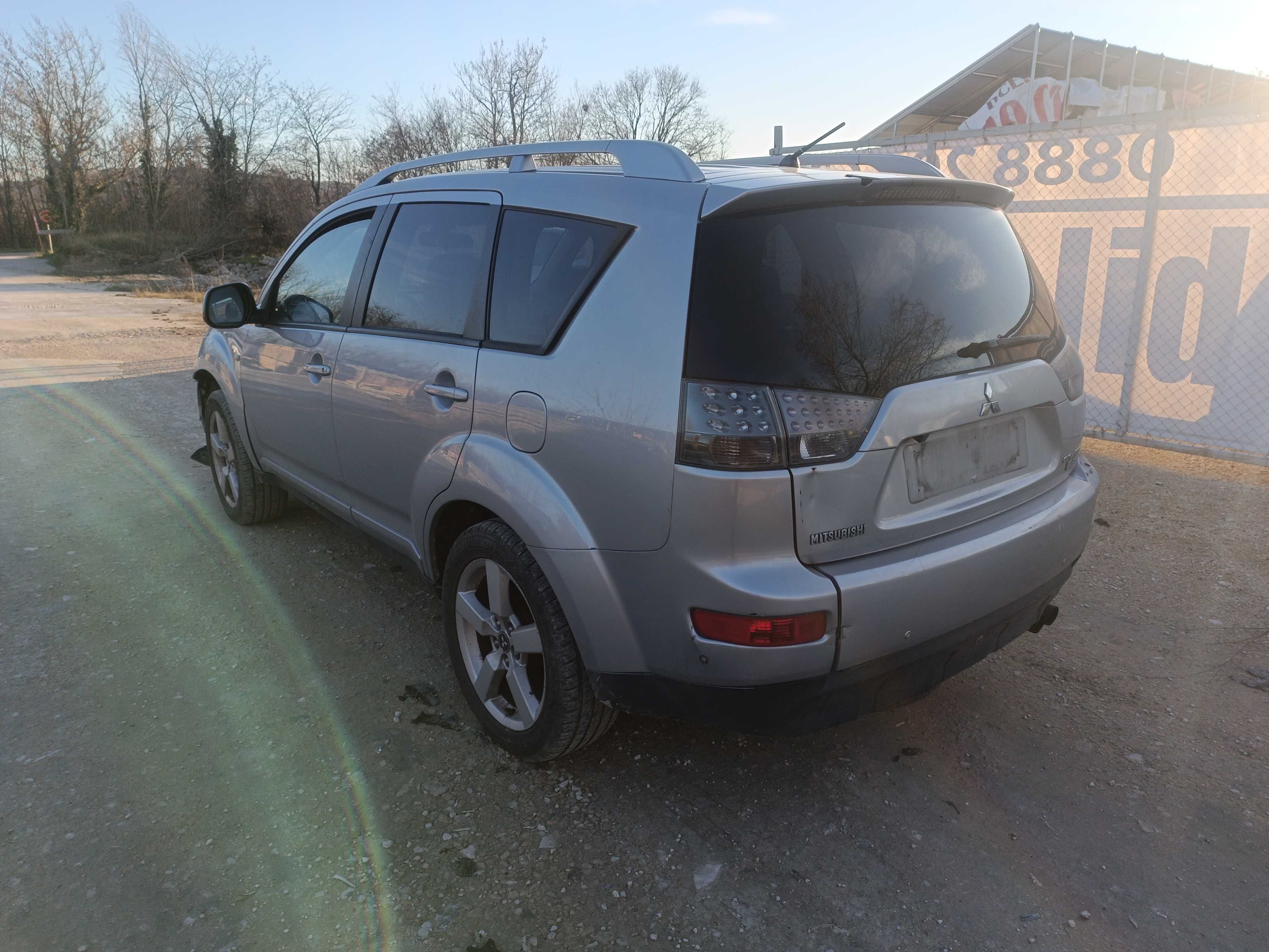Митсубиши Аутлендър / Mitsubishi Outlander - на части