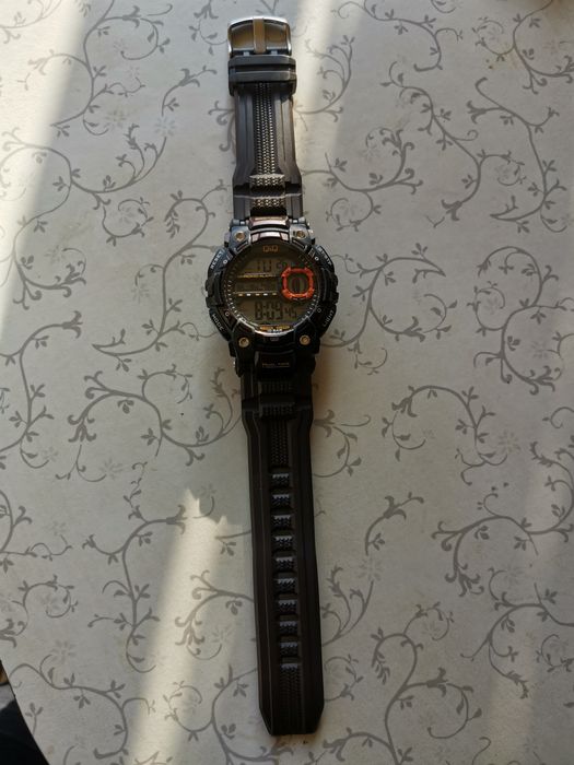 Q&Q watch 10 bar