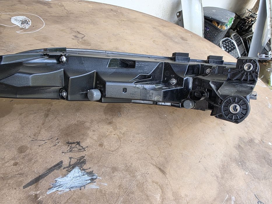 Porsche Panamera 971 GTS 2023 ляв стоп след 2020