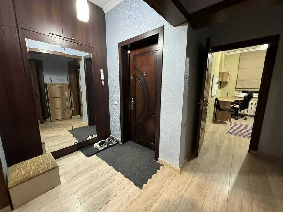 3-х комнатная по улице Кунаева с авторским ремонтом 75м2 ID: 3604