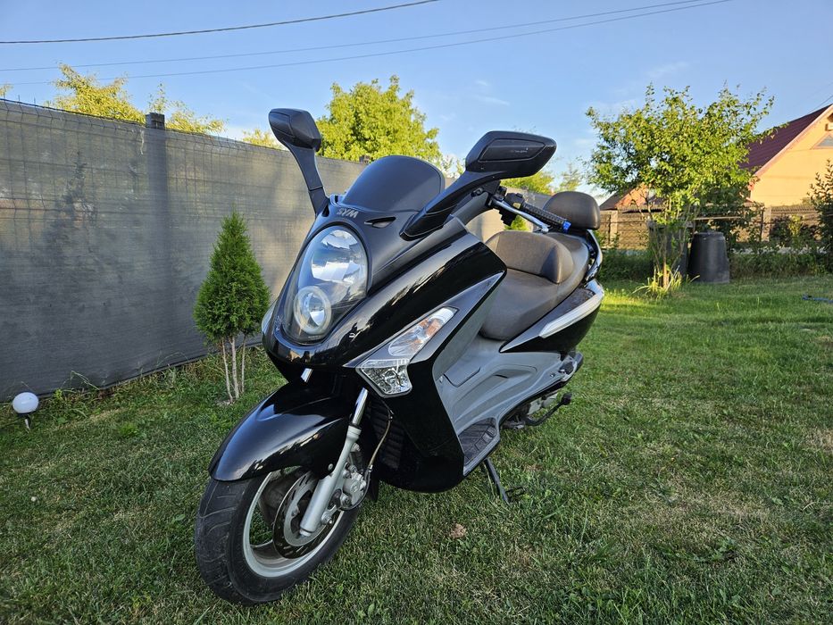 Scuter Sym Joymax 125