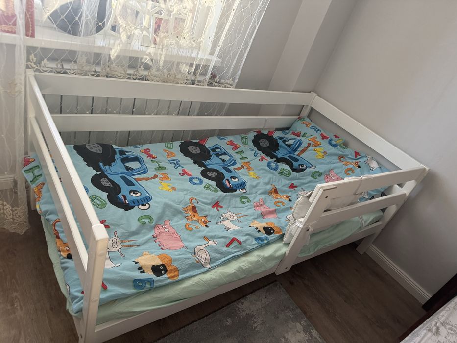 Продам 2 детские-подростковые кровати