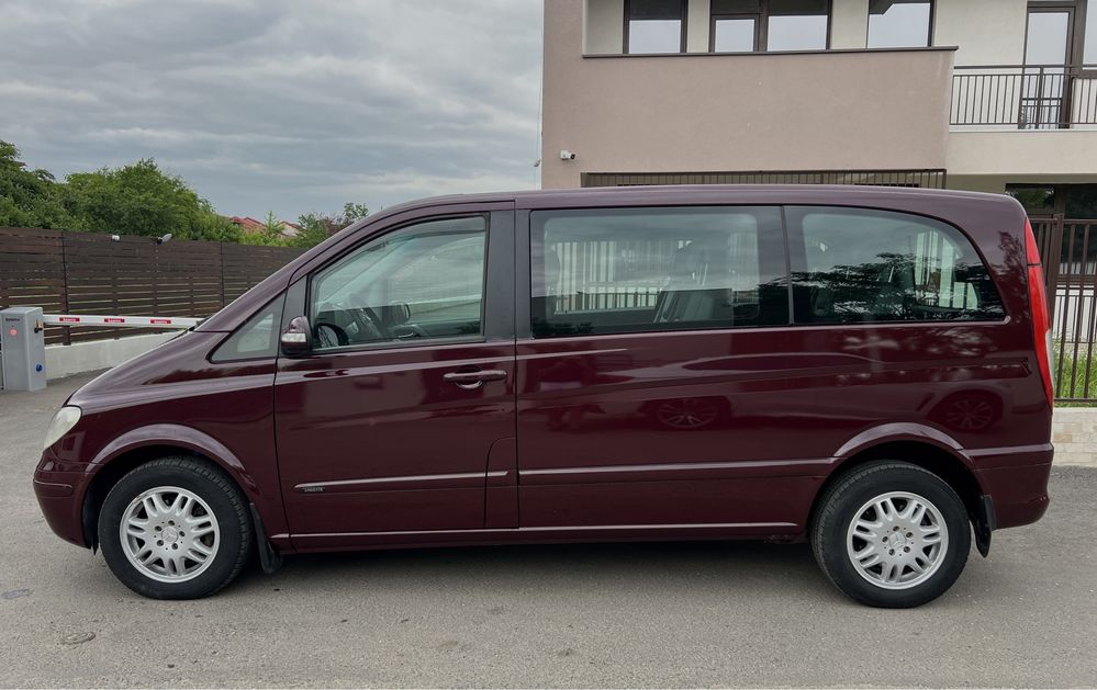 Mercedes Viano , 7+1 locurii ( scaun pentru persoane cu dizabilitati )