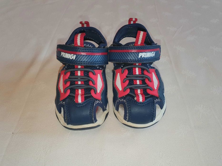 Сандали, маратонки, боти различни размери