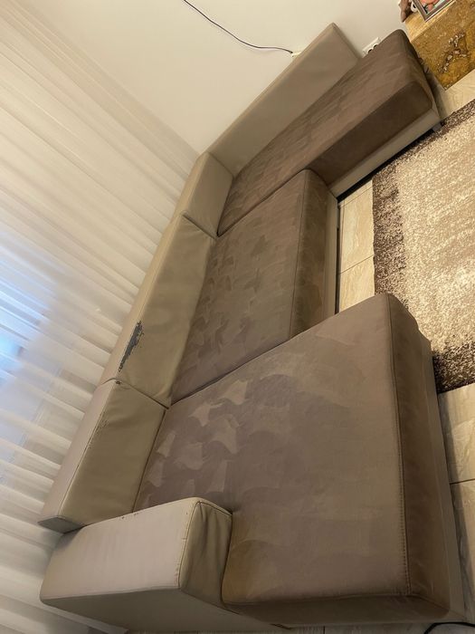 Curatare tapiterie auto & canapele la domiciliu’