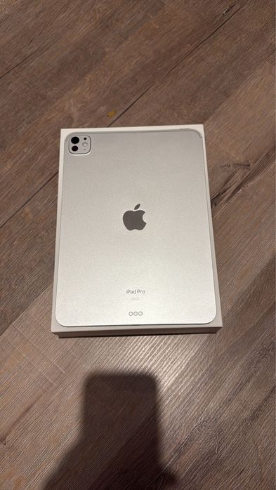 Продам планшет apple ipade 11 pro