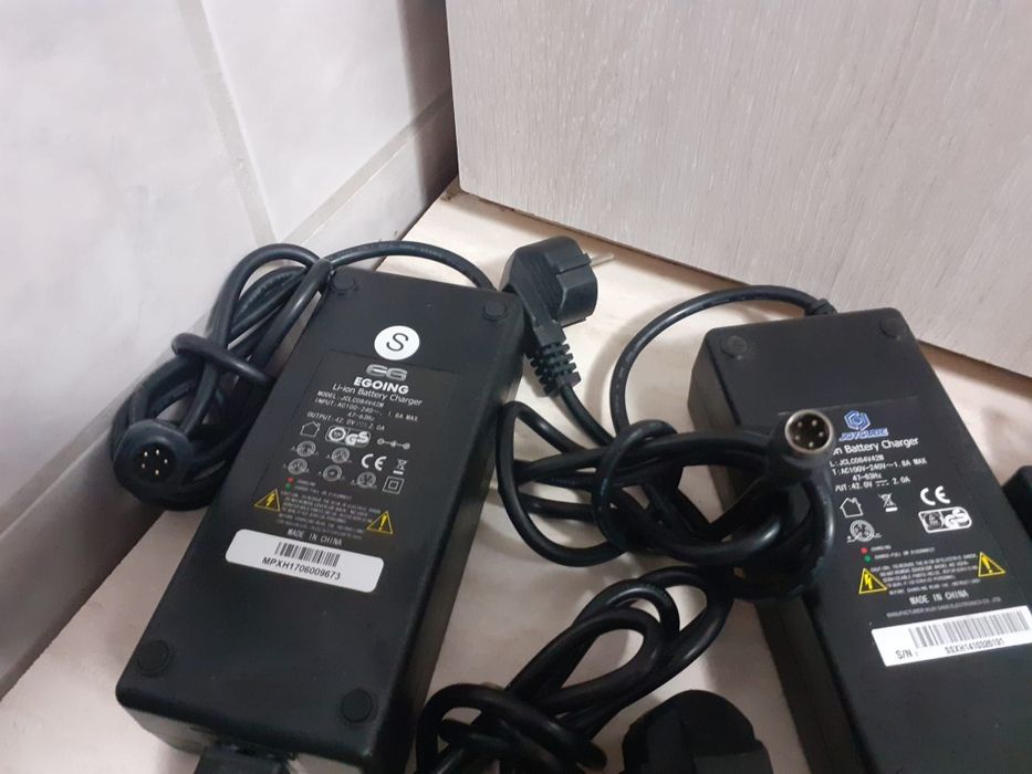 Alimentator Încărcător 42V 2A Trotineta Electrica,Hoverboard