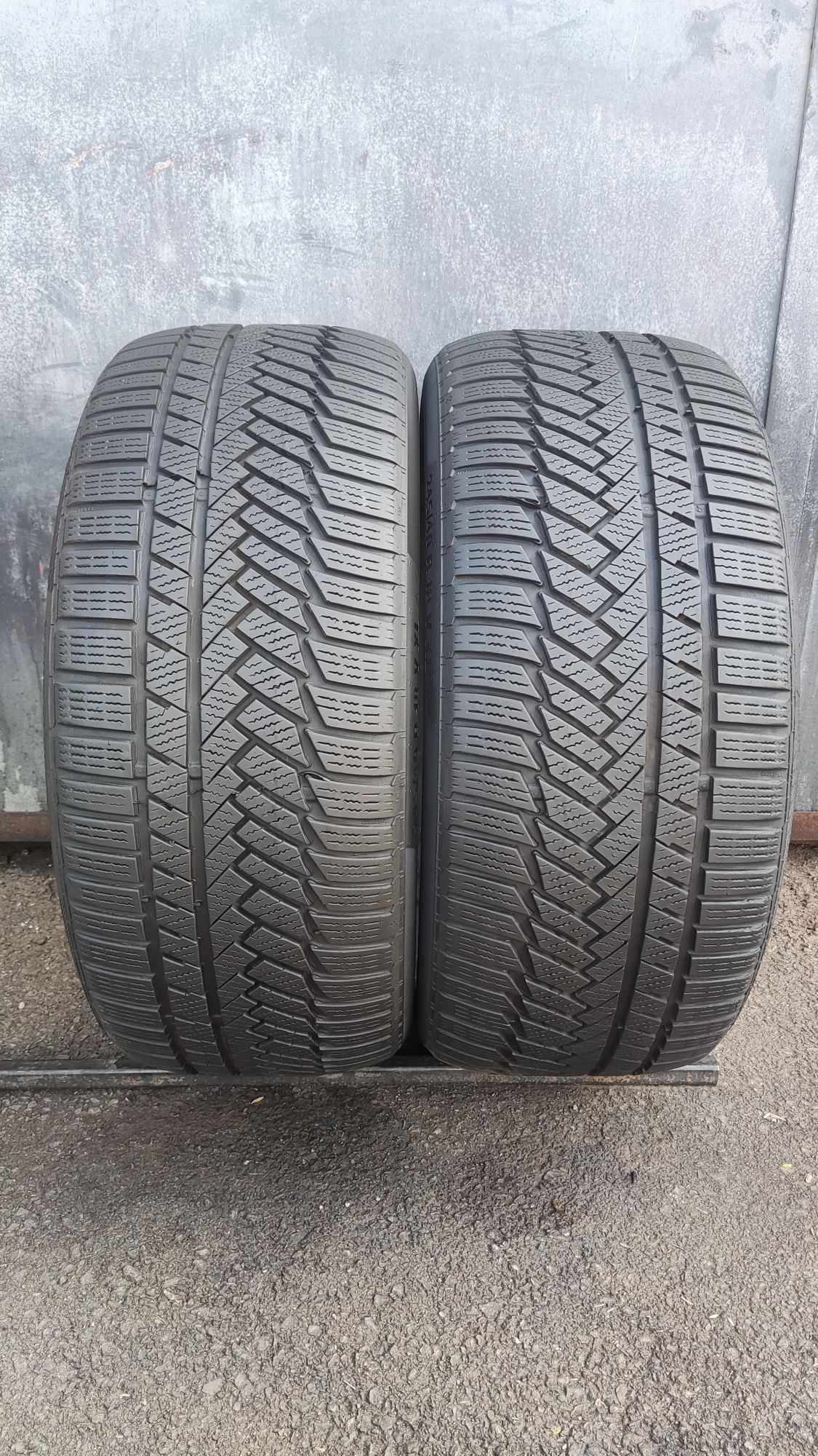 2бр. зимни гуми 245/40/18 Continental TS850P, XL 
dot22
7.2mm
Добро съ