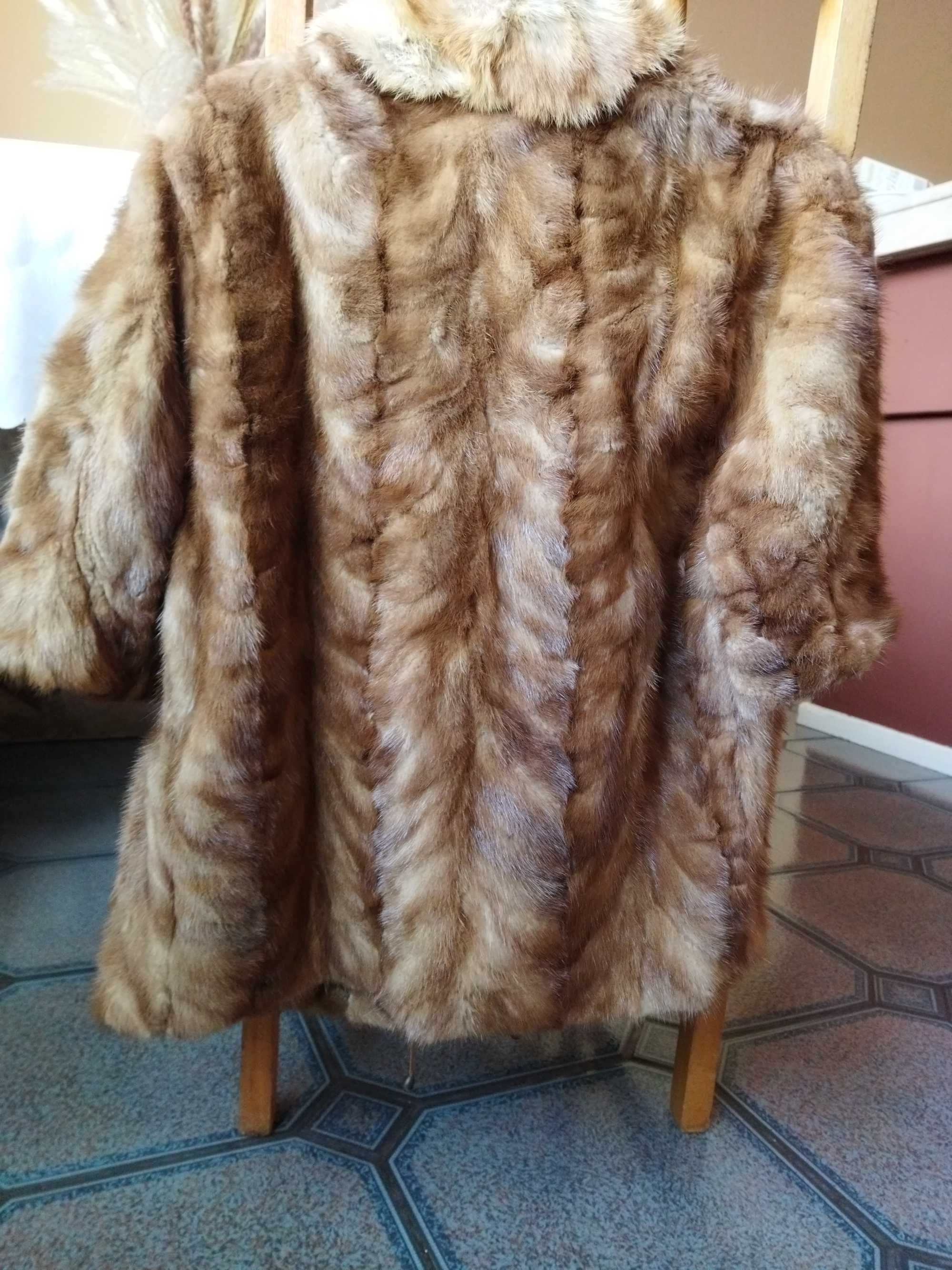 Палто от естествен косъм -визон.