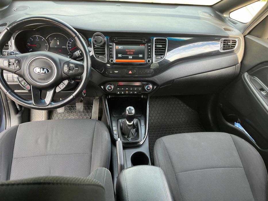 Kia Carens 136 CP led/navi/camera/7 locuri/revizie/discuri+placute noi