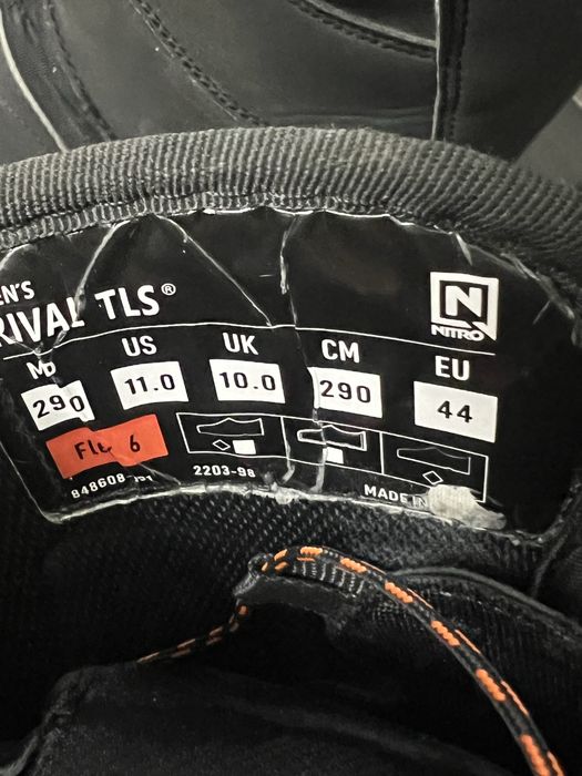 Booti snowboard Nitro Rival 44