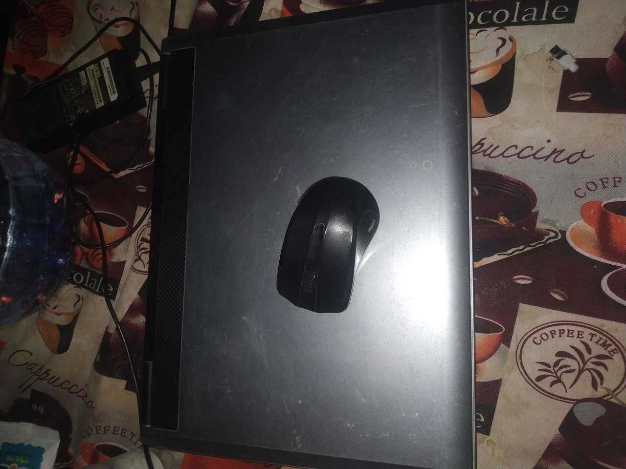 Продам ноутбук рабочий Asus