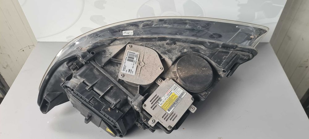 Фар Audi Q7 2012г.