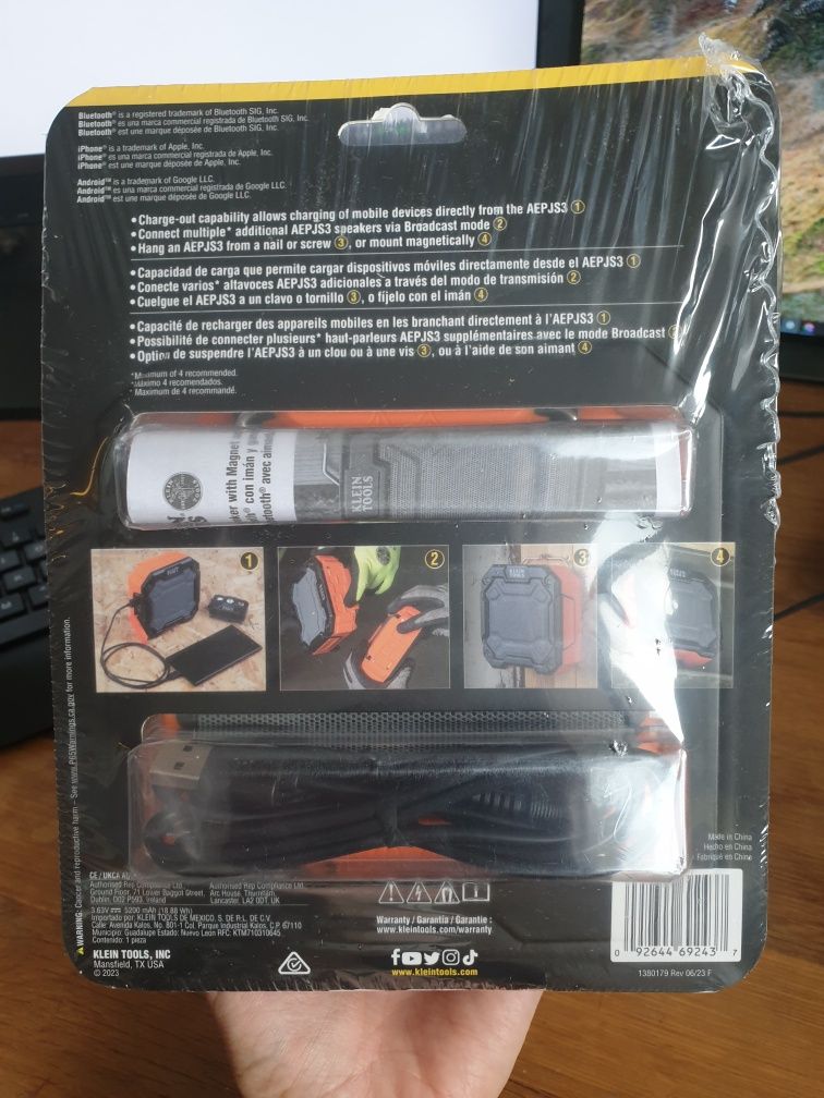 Klein Tools AEPJS3 Bluetooth Speaker - нова тонколонка с гаранция