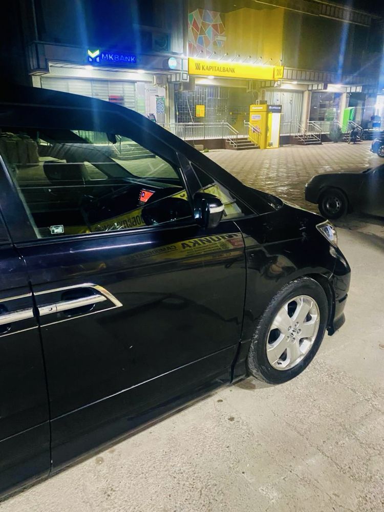 Honda Elysion 2011 yil  xama joyi chotki