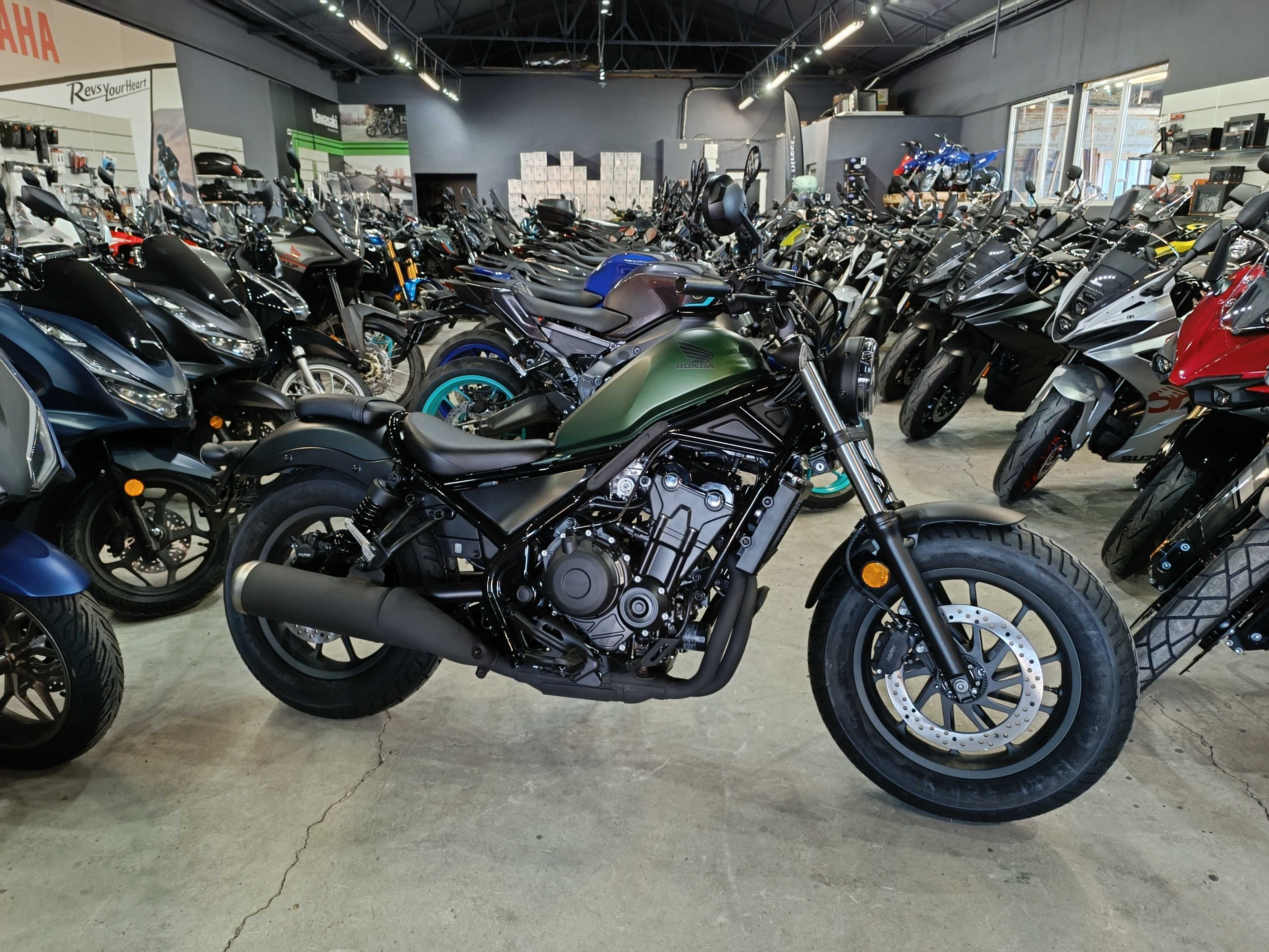 Honda CMX 500 Rebel 2024 nou Pret Promo prin Honda Constanta