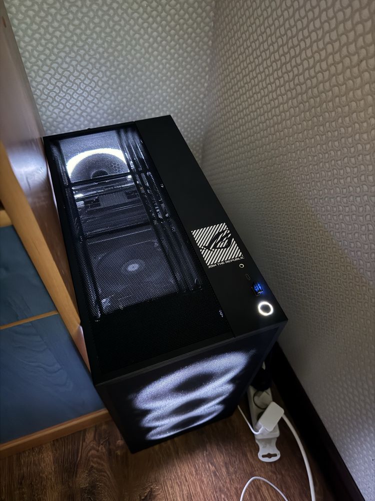 Ryzen 7 9800X3D, RX 7900 xtx
