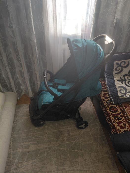 Продам детскую коляску