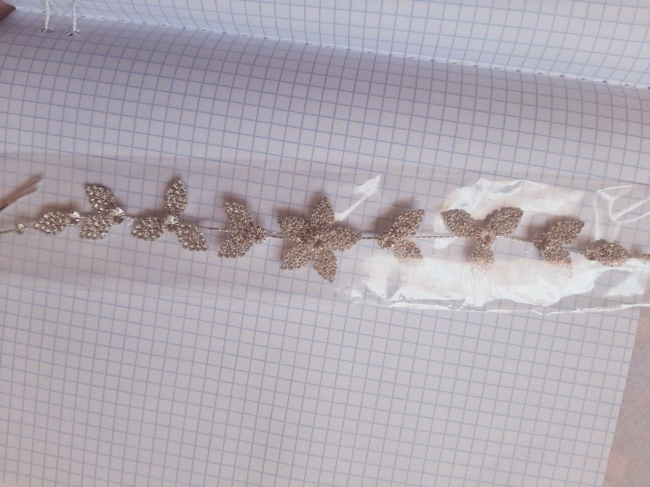 Bejirim tosh boshga taqadigan.