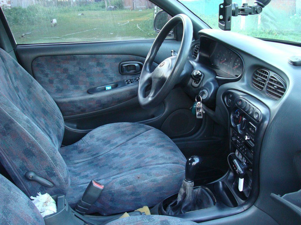 Запчасти на Hyundai Elantra j2 1998г