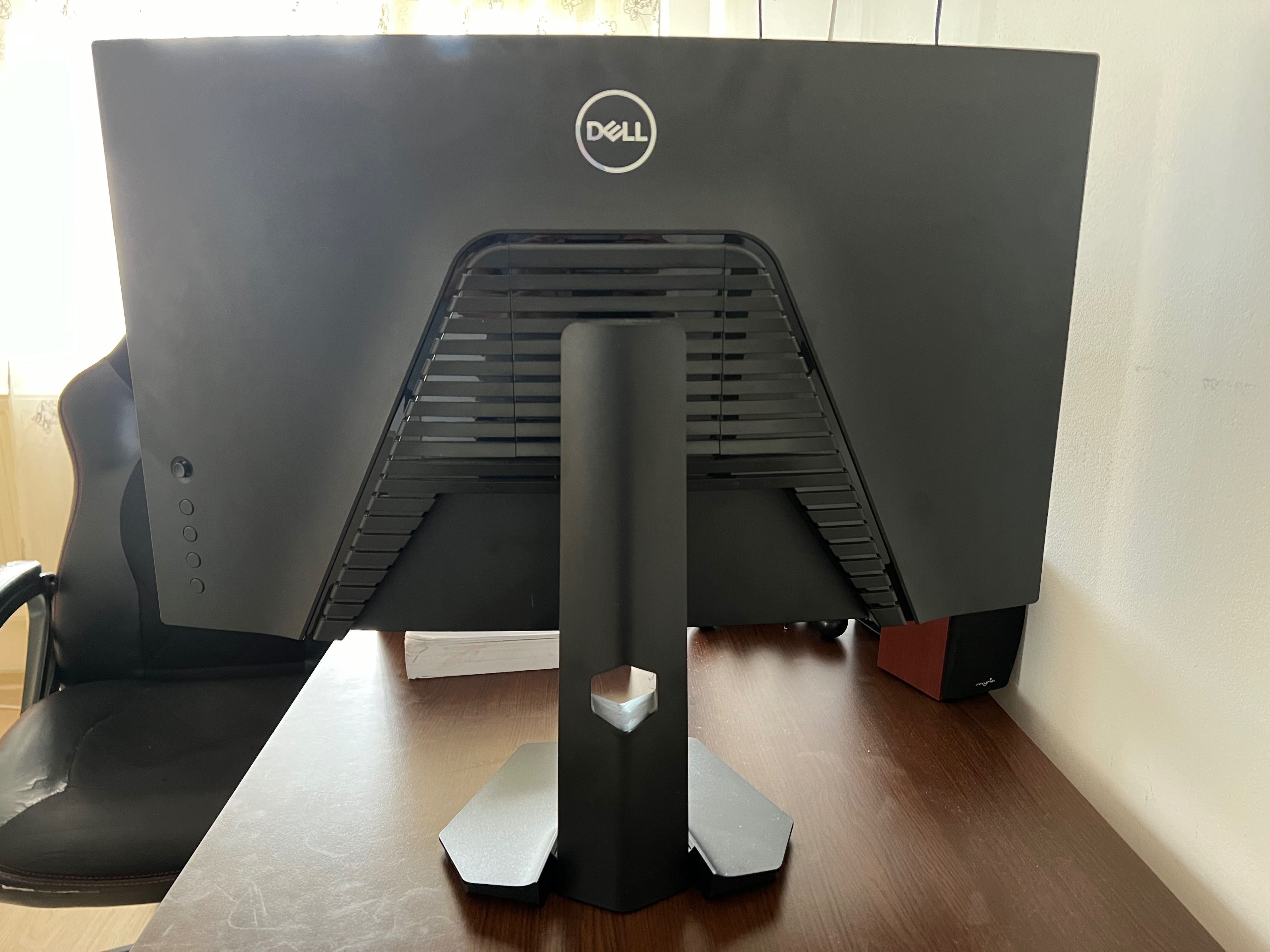 Monitor Gaming Dell curbat