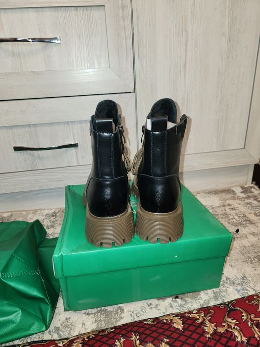 Сапоги женские ботинки