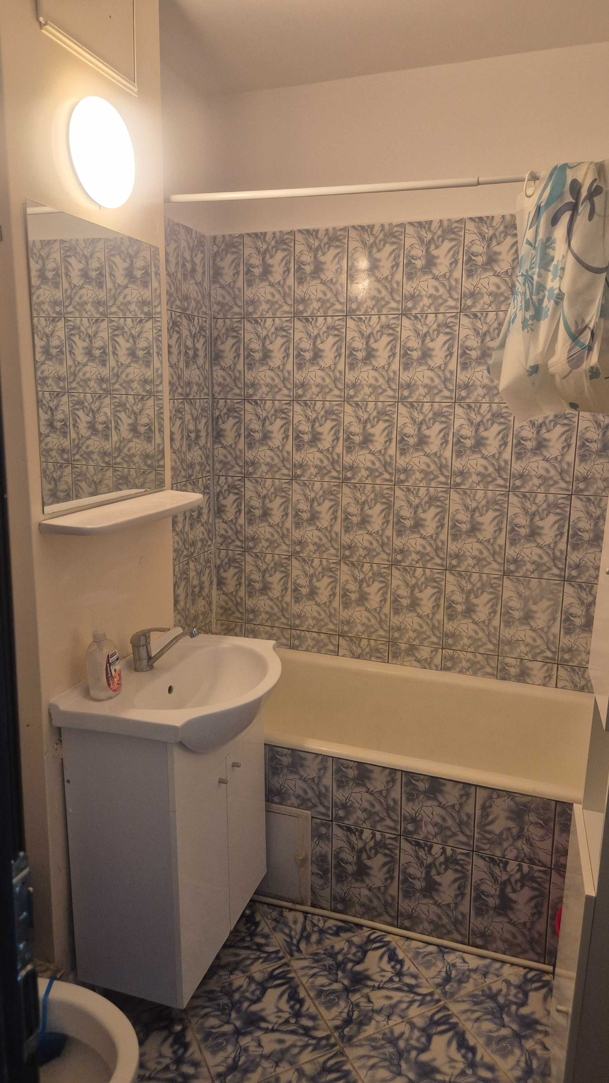Inchiriez apartament cu o camera
