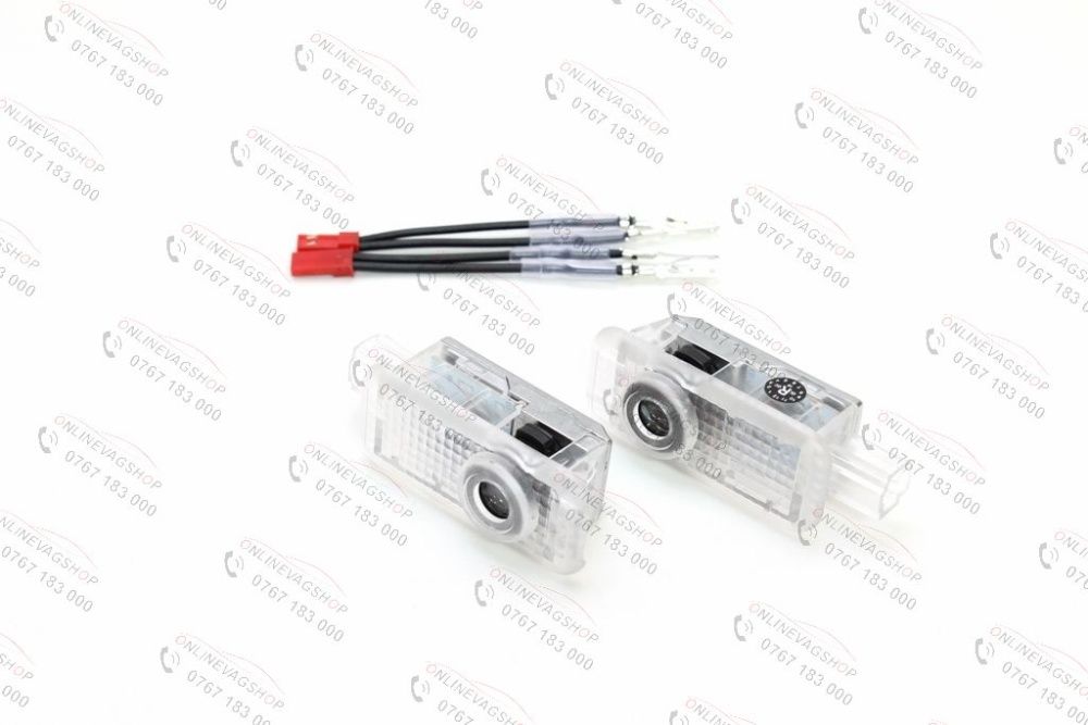 Set lampi dedicate cu logo Audi pentru portiere Audi A1, A4, A5, A6 TT