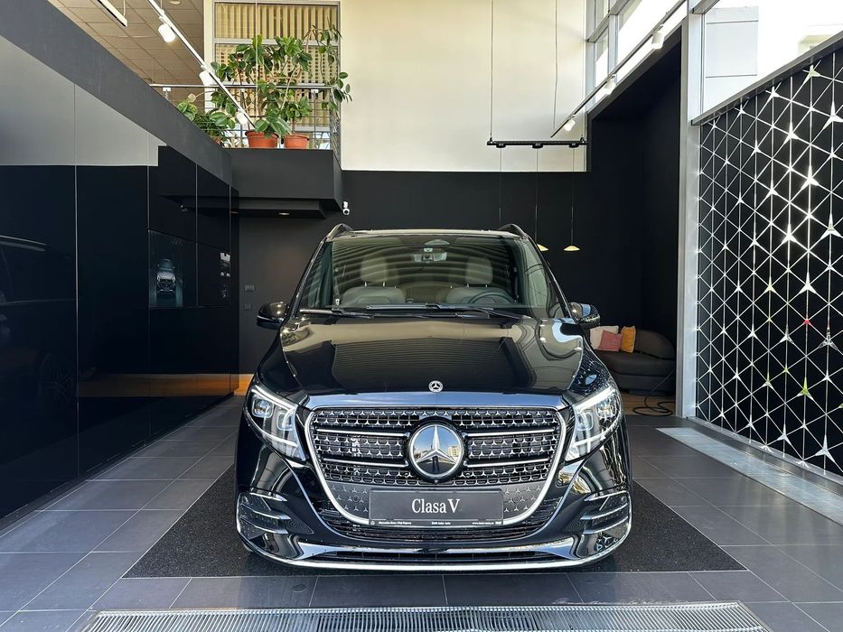 Mercedes-Benz V Mercedes Benz V 300d 4MATIC extra-lung EXCLUSIVE