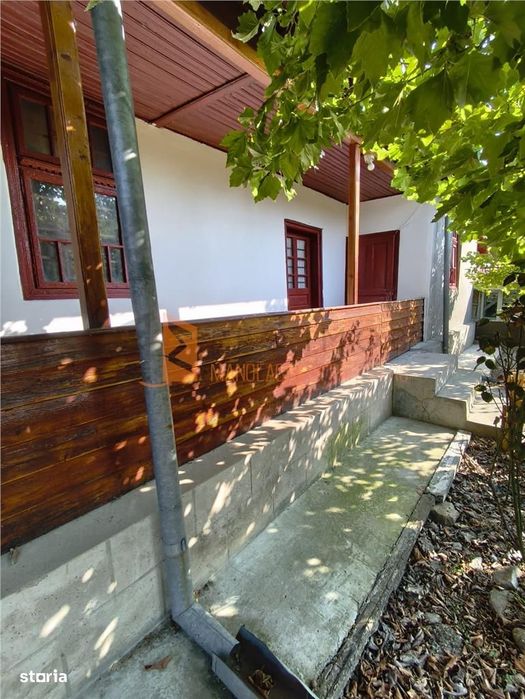 Casa tip parter cu teren generos zona Clondiru