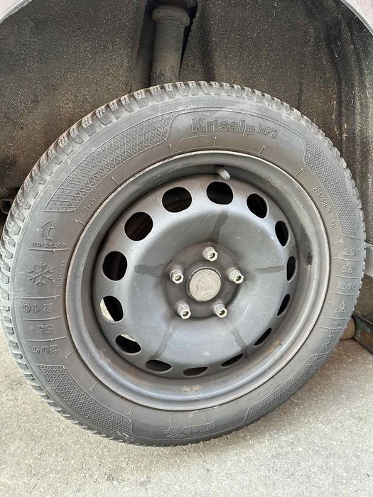 Зимни гуми 205/55/16