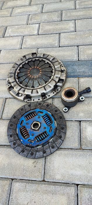 Kit ambreiaj original impecabil Hyundai i30 1,5 benzină 2022