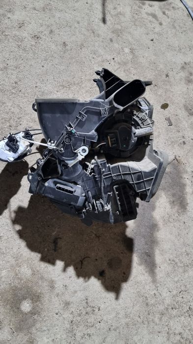 Grup aeroterma Dacia Lodgy 2017+