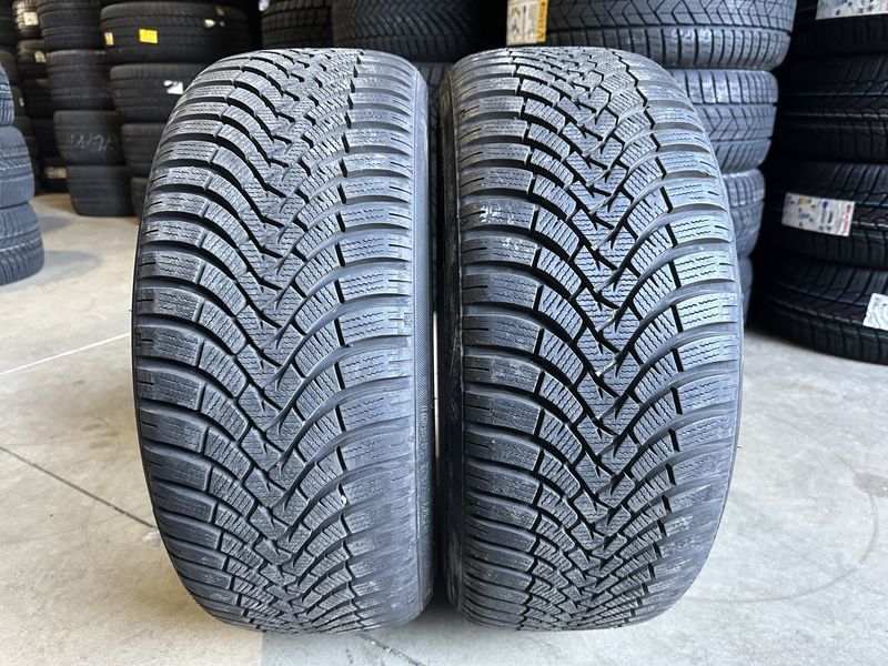 225/40/19 FALKEN 2бр
