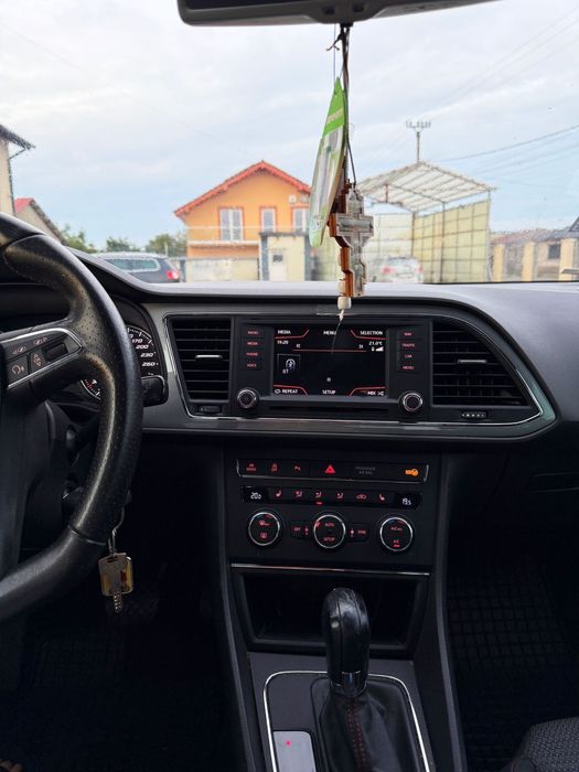 SEAT LEON FR //2015//184cp
