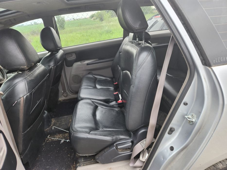 За Части Mitsubishi Grandis 2.4 auto 2006г
