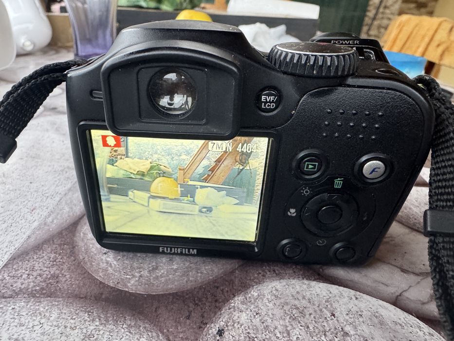 Aparat foto digital Fujifilm FinePix S5700