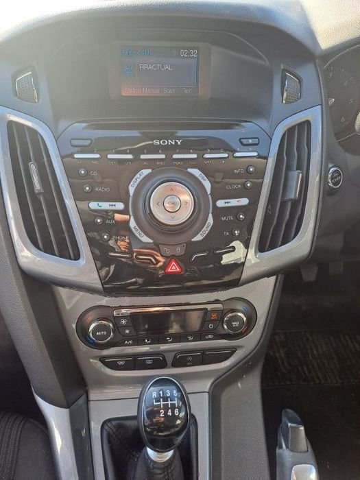 CD player Ford Focus 3 2012 HATCHBACK 1.6 CRTC