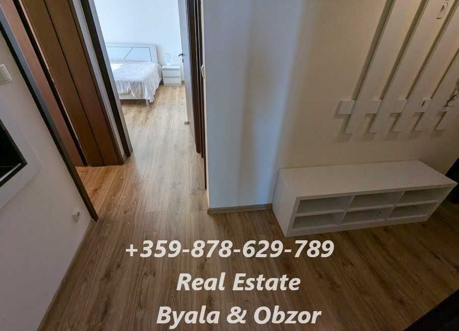 Тристаен апартамент с 2 бани и 2 тераси с морска гледка