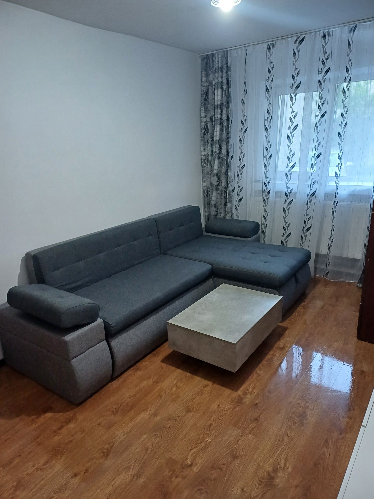 Vand apartament 2 Camere Banat