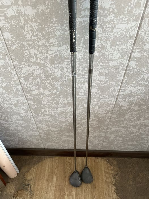 Клюшка для гольфа 2шт