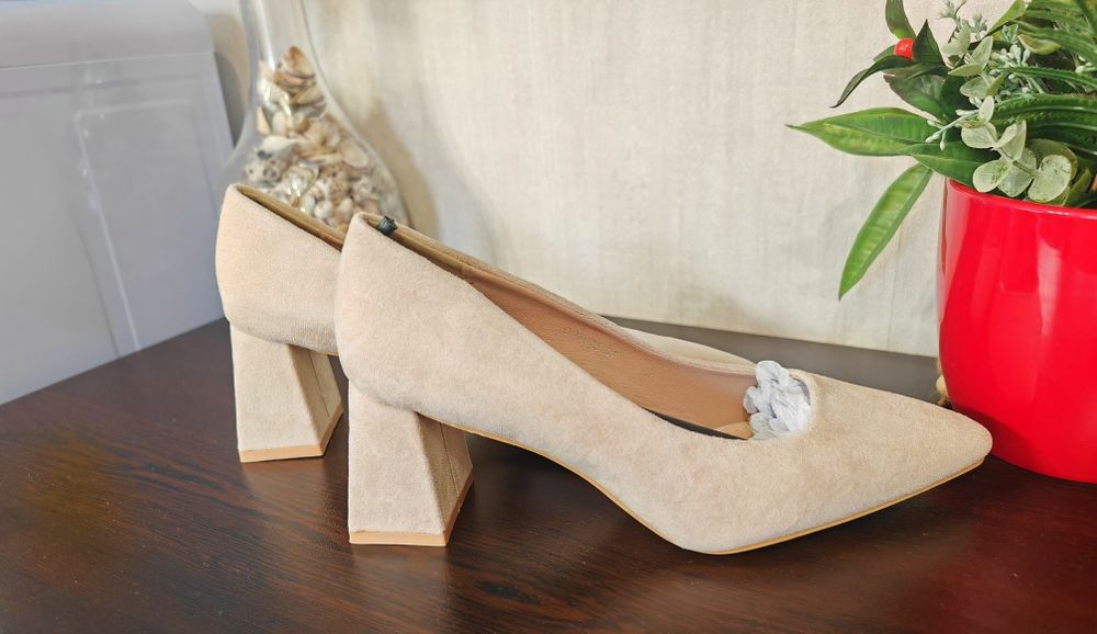 Дамски обувки на ток