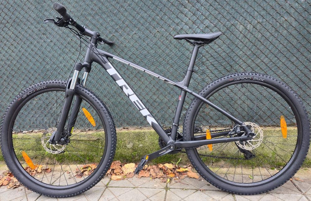 Trek Marlin 29 цола L размер рамка 21 скорости Shimano Палцови