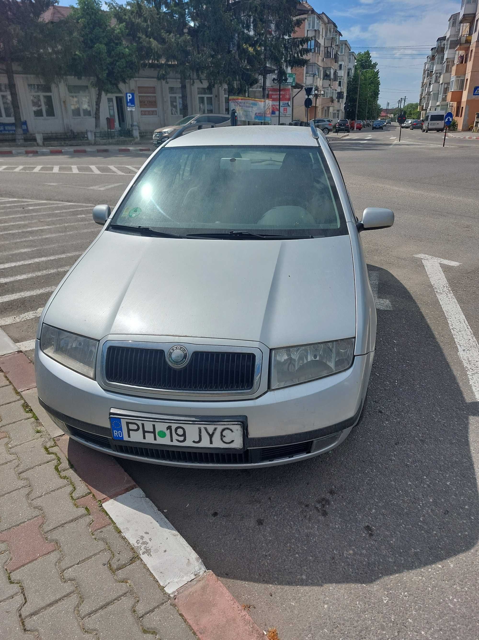 Vând Skoda Fabia