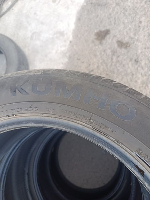 Продам шины от Киа 17