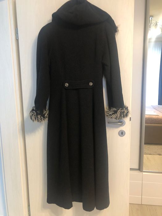 Palton lung cu gluga