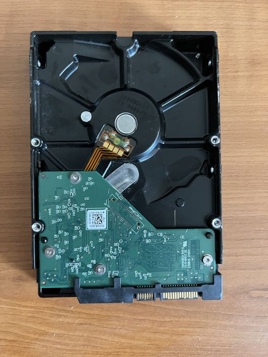 Кутия за компютър+ захранване ,вентилатори,HDD