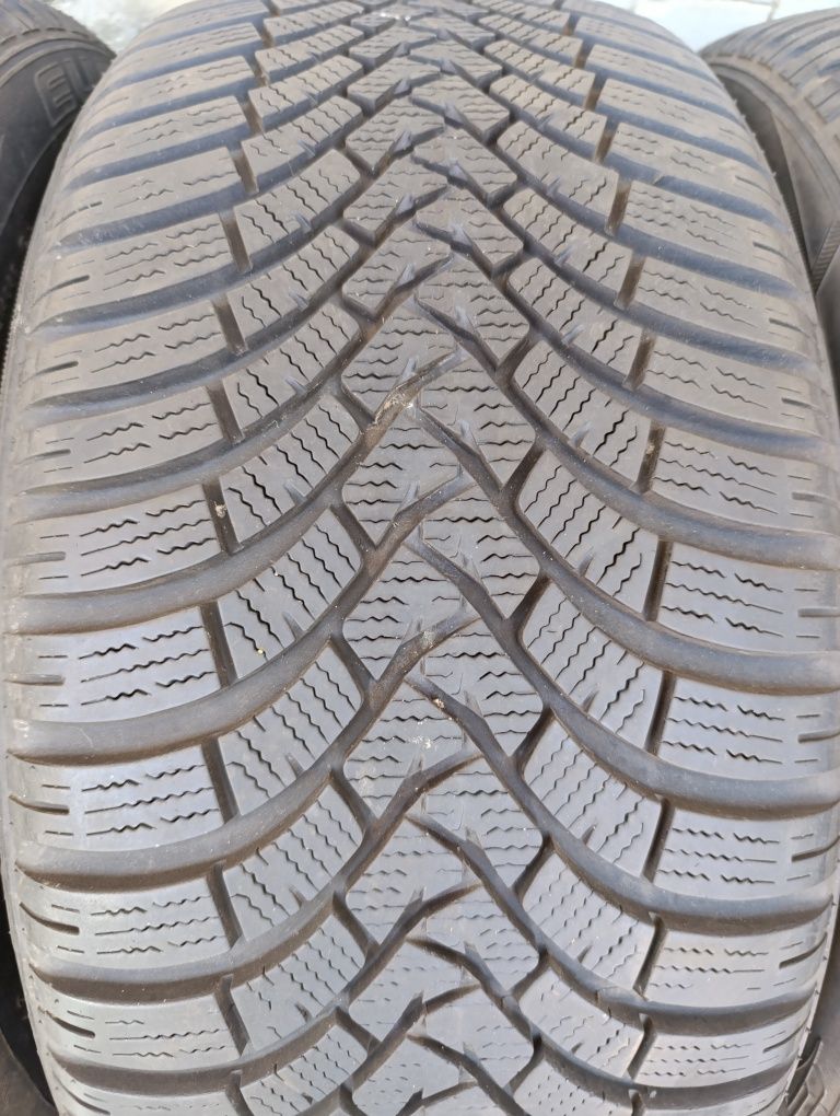 Зимни гуми FALKEN 245/45/18