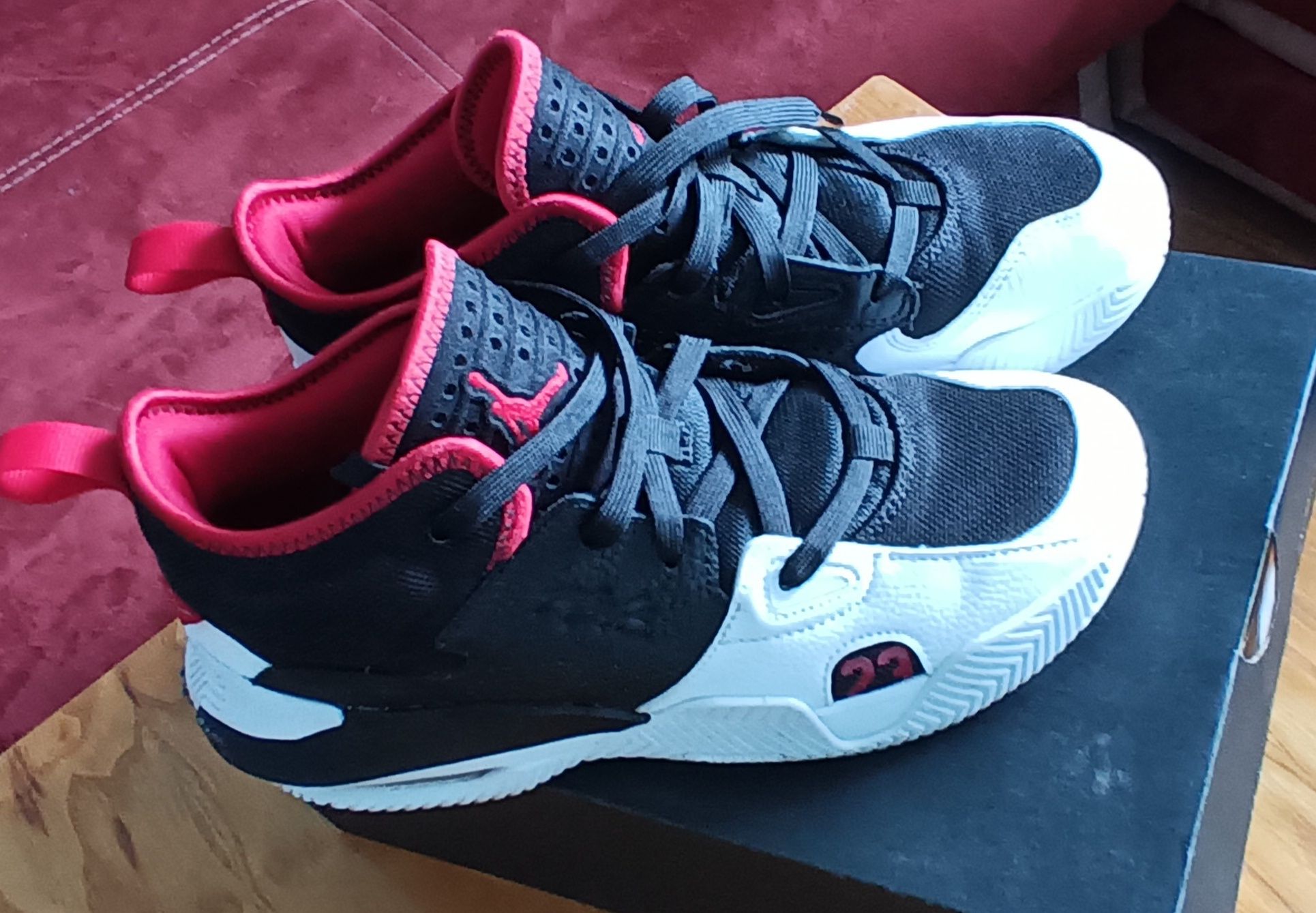 Маратонки Nike Jordan Stay Loyal 2,  размер 40.5