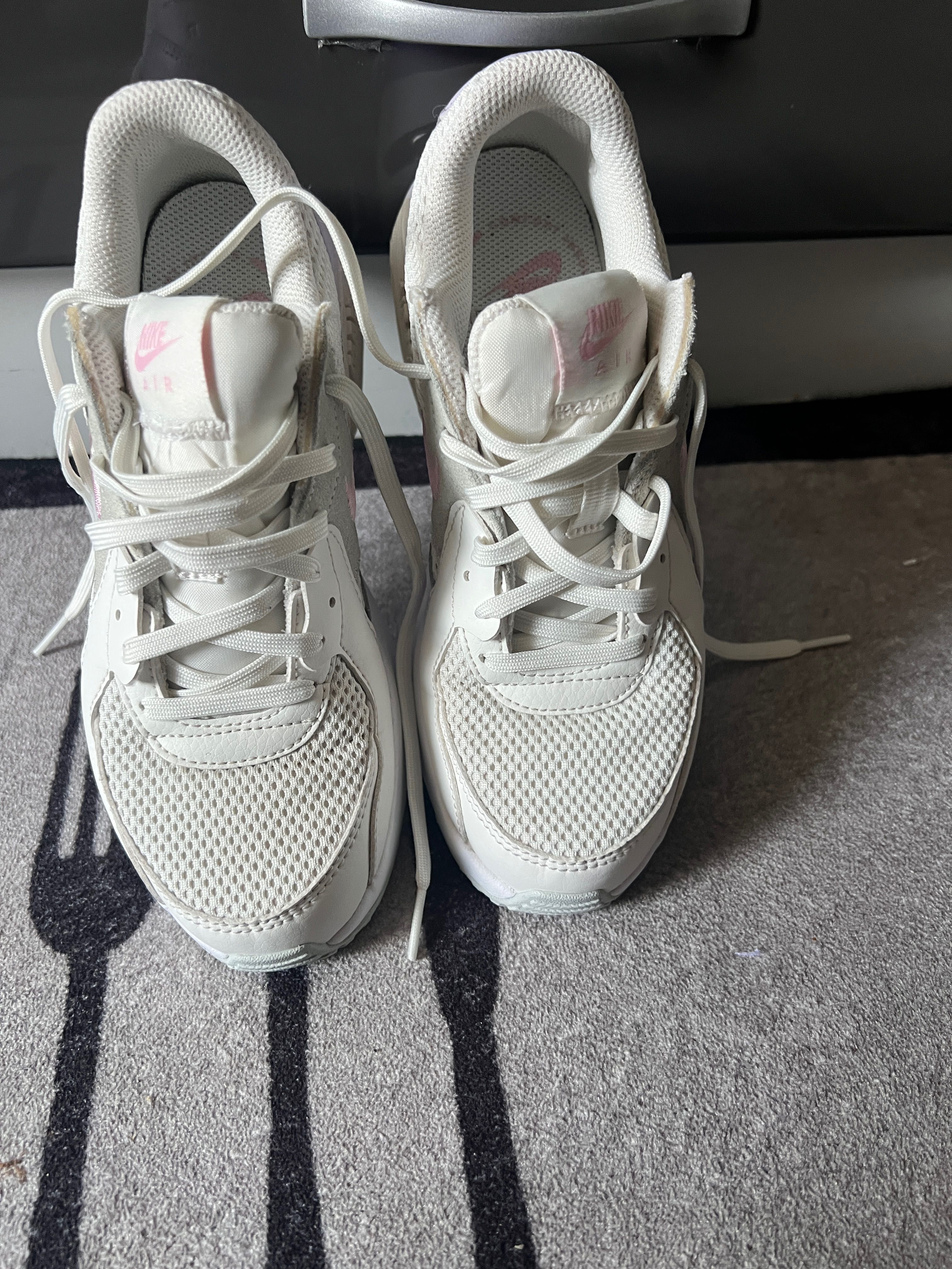 Оригинални маратонки Nike